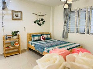 1pn tách bếp - full nội thất- có sân vườn - máy giặt riêng - nguyễn duy trinh