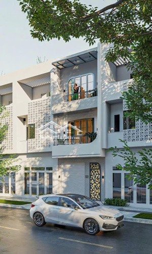 chủ ngộp giảm 900tr. bán gấp trong tuần nhà mặt tiền lạc long quân 4.5x17 dòng tiền 700tr/ năm.