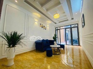 cầu giấy - 32m2 - 5 tầng - ngõ nông - gần phố - nhà đẹp - ở ngay