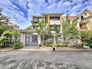 biệt thự gần sông kdc tân quy đông quận 7 dt 12x20m. giá 38 tỷ tl