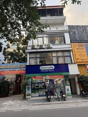 chính chủ bán nhà mặt phố đại la, lô góc , 5 tầng, mt 6.5m , đang kinh doanh. giá 25tỷ