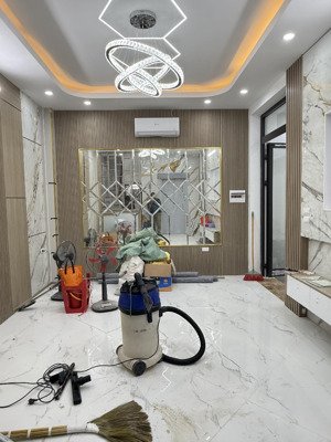 nhà riêng tại hồ đắc di, nam đồng, đống đa, dt 41m, x7t, thang máy víp, giá 10,1 tỷ