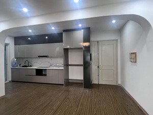 chính chủ mình cần cho thuê căn chung cư 128m tại việt hưng.