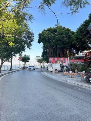 Bán nhà mặt ngõ Nguyễn Đình Thi, Tây Hồ, phân lô, 2 ô tô tránh, 30m ra Hồ Tây. Giá 29 tỷ