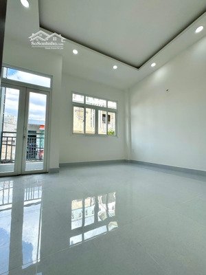 bán nhà hẽm thẳng 5m vườn lài ( 4,6x9m) 1 lầu. giá 5,8 tỷ ,nhà đẹp