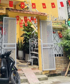 biệt thự cổ lô góc - phố vip đặng tất, kinh doanh đỉnh, 5p ra lăng bác, 2p lên hồ tây, sổ đỏ nở hậu