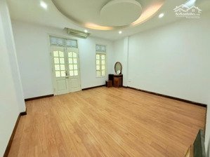 chính chủ cho thuê nhà nguyên căn phố trung kính, mạc thái tổ, cầu giấy. dt 75m2x4t