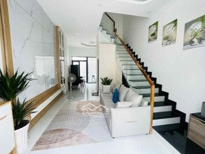 bán nhà ở đường trường lưu long trường quận 9