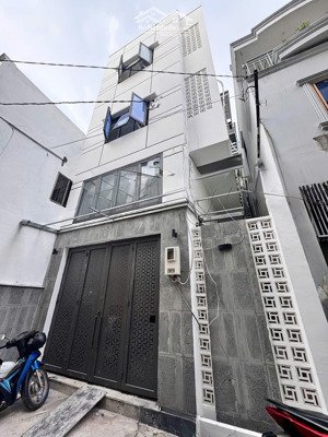 bán nhà làm chdv khai thác dòng tiền 30tr/tháng. đường nguyễn văn nguyễn, q1 - giá 8,19tỷ. sổ hồng