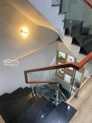 bán nhanh lk 80m khu c hoàn thiện cả nhà. giá chỉ 18.x tỷ