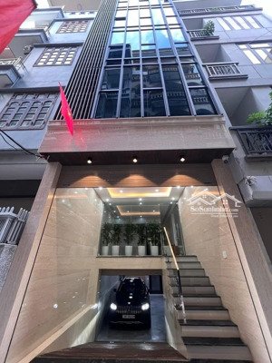 toà vp - ô tô dừng đỗ - tt cầu giấy - ngõ thông - 3 thoáng - dt cho thuê ổn định .