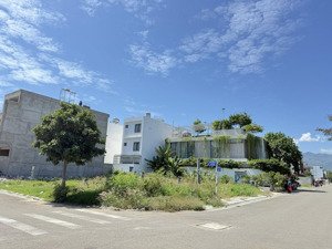 lô góc giá tốt đối diện bồn hoa, kđt an khánh gói 7 mỹ gia chỉ 41tr/m2. lh 