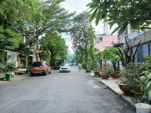 biệt thự 3 tầng 6x26m đường 12m bên sông hiệp bình chánh, thủ đức