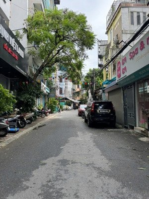 bán nhà 6 tầng thang máy gara ô tô tránh phố hoàng quốc việt