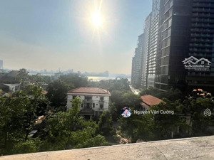 bán toà apartment tây hồ- 193m2x6t- view hồ tây! giá 75 tỷ