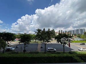 bán duplex vista verde siêu to 350m2 , giá tốt 25,5 tỷ