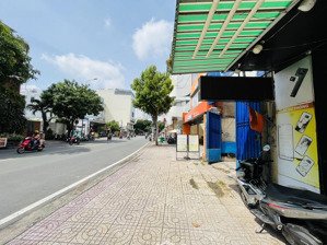 góc 2mtkd tân sơn nhì vị trí đẹp. dt:4.9x17.5m. đúc 4 tấm. giá: 23.5 tỷ