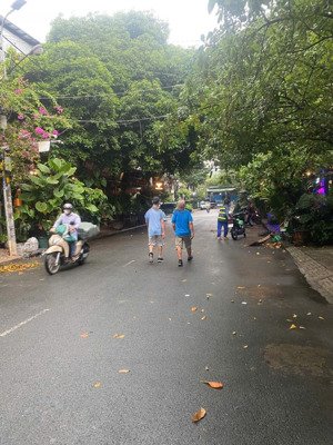 hẻm vip kinh doanh 368 tân sơn nhì. dt:4x23m. 4.5 tấm. giá: 14.5 tỷ