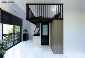 bán ccmn dong tiền phố nhán hoà - thang máy dt 70tr/1 th , full nội thất ,dt 65m , 6 t , giá 18.3 t