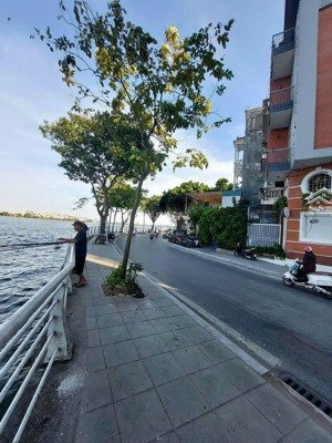 bán nhà mặt phố tại đường trích sài 80m2, 5 tầng giá 54 tỷ. tây hồ