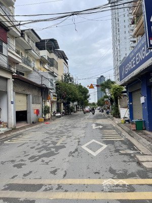 nhà đẹp mặt phố an dương vương ,phú xá, phú thượng: 92/104m2, 3t , mt 5m giá : 27.9 tỷ