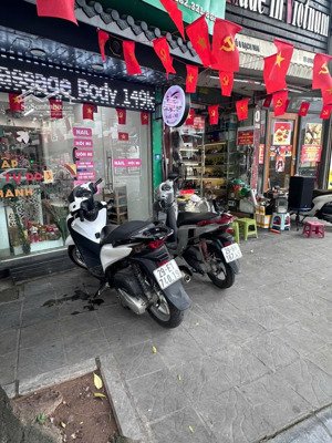 bán nhà số 6+ số 8 phố bạch mai. 62m-mặt tiền 5,6m-ngõ sau ô tô tránh-32,6 tỷ.