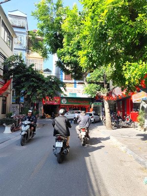 bán nhà mặt phố hồng mai,70m x5 tầng giá 27,2 tỷ,vỉa hè rộng,kinh doanh đỉnh,dòng tiền 50tr/tháng