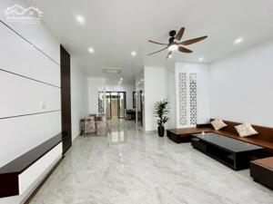 Cho thuê nguyên căn liền kề 5 phòng ngủ Vinhomes Marina