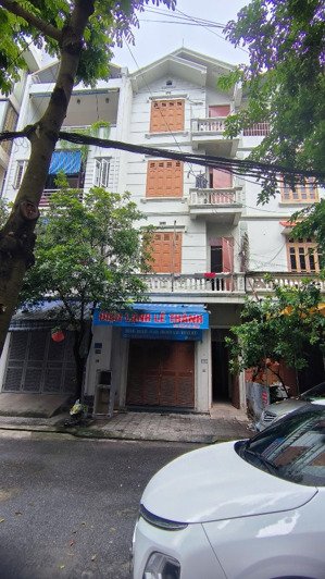 cho thuê nhà nguyên căn 4 tầng, diện tích 60m2 nhà mặt đường to giá 15 triệu/ tháng