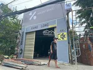 cần bán nhà mt số 34 phạm hùng p10, q8. dt: 5.2x21m, nh:6m. gía bán 15 tỷ