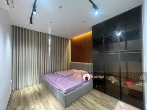 bán nhà riêng phố yên lạc gần times ,phân lô ô tô vào nhà ,nội thất xịn ở luôn xem cọc liền tay!