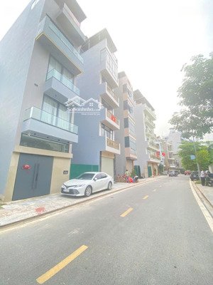 bán gấp nhà vạn phúc, hà đông, 42m2 5 tầng, ô tô vào nhà, giá 11 tỷ