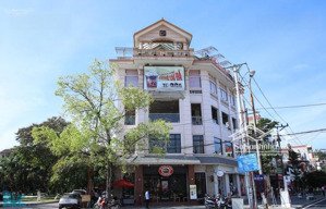 góc 2mt lê văn lương - ngang khủng 25m - 4 tầng - hđt 299 triệu - giá thiện chí 99 tỷ