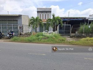 nhà 1 trệt 1 lửng mặt tiền hl1. gần kcn phước đông. 2,5 tỷ