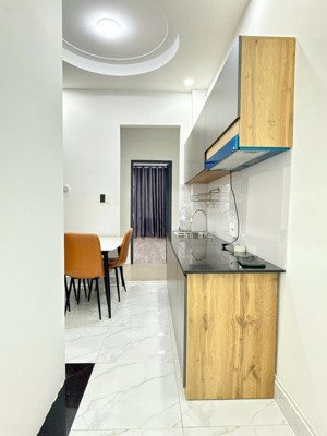 cho thuê căn hộ 2pn full nội thất 12tr/th, tách bếp, có thang máy khu cityland p10, gò vấp
