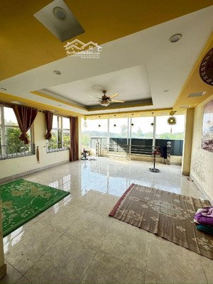 siêu phẩm mặt phố tây hồ mặt tiền khủng 12m vị trí đắc địa hiếm nhà bán