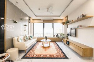 cần cho thuê căn 3 ngủ full đồ giá 26tr, căn hộ rộng nhất sunshine city 116m2