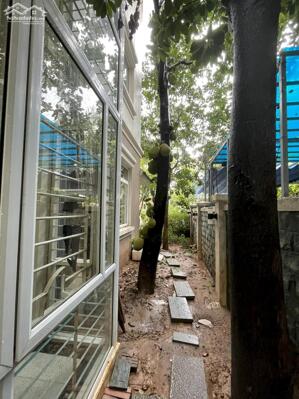 Căn biệt thự đơn lập Làng Việt Kiều Châu Âu 253m2 Hà Đông