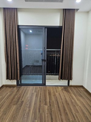 hot: chính chủ cho thuê studio, westpoint, 38m2, cơ bản, 10tr. lh: 0899.,511.,866