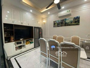 cho thuê căn shoptmdv để ở, với thiết kế 6pn, full nội thất. rất phù hợp cho hộ gia đình đông người