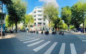 cho thuê góc 2mt số/ 37 phùng khắc khoan nguyễn văn thủ, p. dakao, quận 1, thang máy, pccc 250tr/th