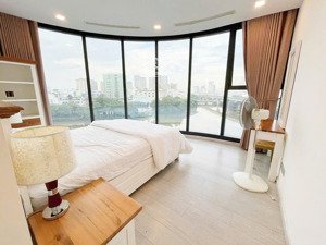 cho thuê 3pn full nt cao cấp, vinhomes golden river, giá 35tr/th, lh mr vương