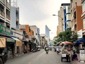 siêu vị trí! góc 2 mặt tiền đề thám q1. diện tích 8x19. giá chỉ 70 tỷ