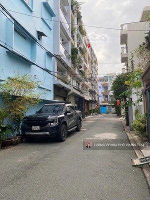 căn duy nhất- nhà đẹp- hẻm sang vào ở ngay khu pđl- p.3- pn- cn: 40.2m²- kc: 5tầng- chỉ 11,4 tỷ tl.