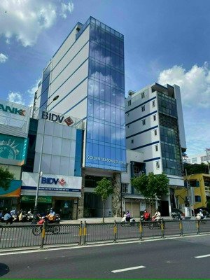 bán nhà góc 2 mặt tiền nguyễn thái sơn. dt 220m2 (11 x 20m), hđt 72tr/th. giá 40 tỷ tl - tin thật