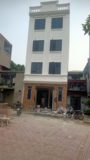 kiến hưng hà đông, 40,5m _5 tầng thang máy _full nội thất chỉ hơn 7đ _ở sướng