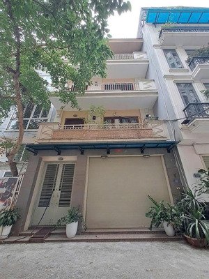 cho thuê nhà lâm hạ, 80m2 x 4 tầng, ngõ ô tô, 22tr/t