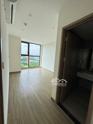 cho thuê căn góc 70m2, 2n+, toà tc vinsmart city giá chỉ 11 triệu/tháng. lh: 