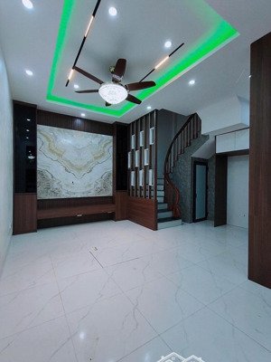 bán gấp nhà nam yên lũng, 5 tầng 3 phòng ngủ 3 nhà vệ sinh