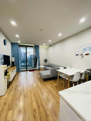 chính chủ bán căn 2 ngủ 80m2 imperia garden 143 nguyễn tuân, full nội thất. lh mtg)